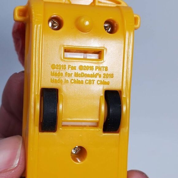 Peppermint Patty On Sled Charlie Brown Peanuts 2015 Pullback Toy - McDonald's Ha - Picture 4 of 6